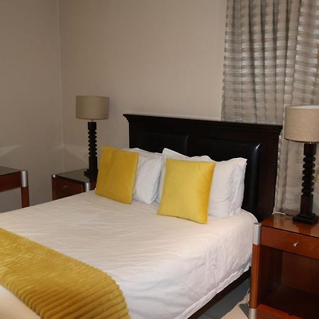 Airport Gardens Boutique Hotel 복스버그 외부 사진