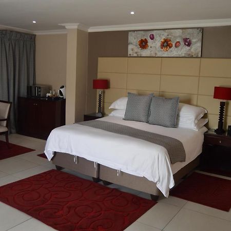 Airport Gardens Boutique Hotel 복스버그 외부 사진
