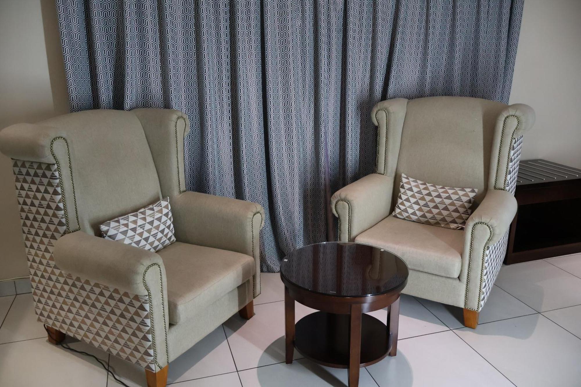 Airport Gardens Boutique Hotel 복스버그 외부 사진