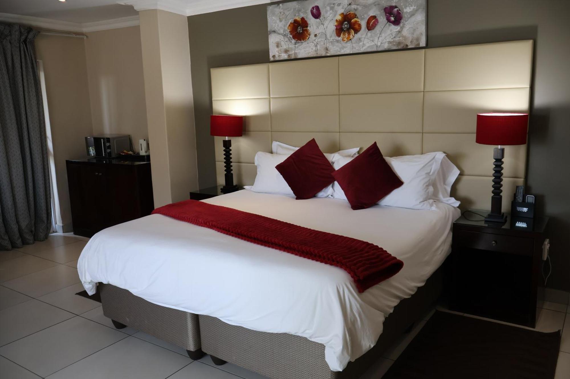 Airport Gardens Boutique Hotel 복스버그 외부 사진