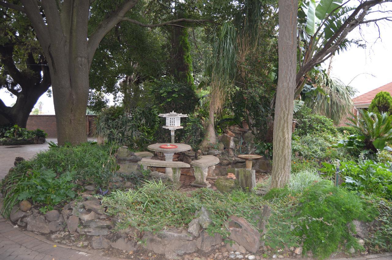Airport Gardens Boutique Hotel 복스버그 외부 사진