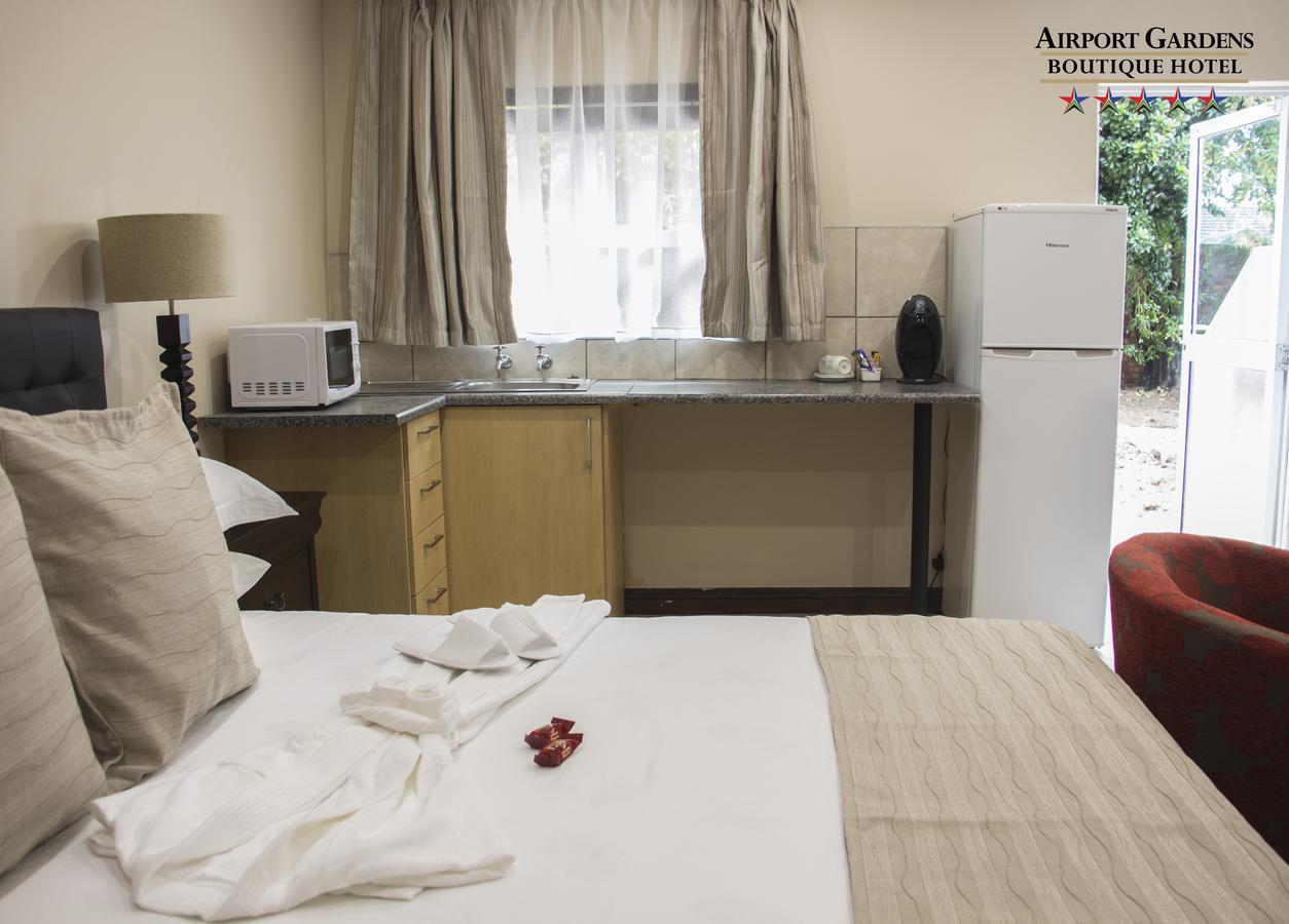 Airport Gardens Boutique Hotel 복스버그 외부 사진