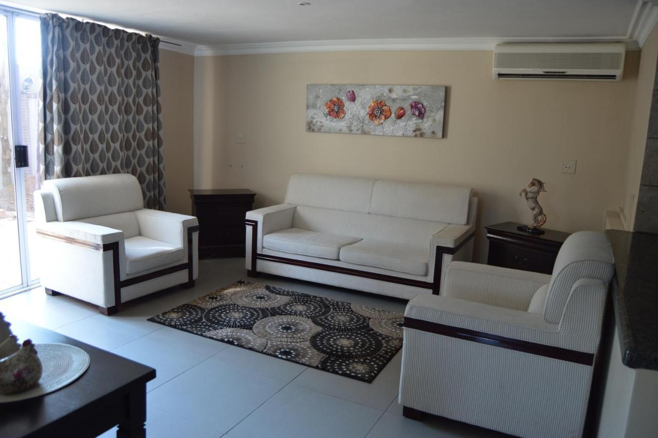 Airport Gardens Boutique Hotel 복스버그 외부 사진